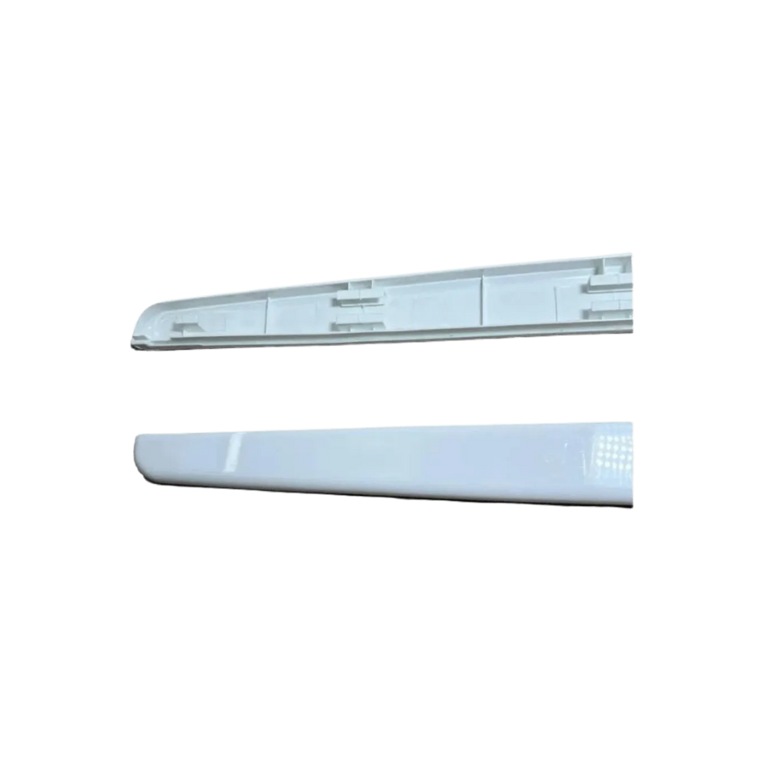 Acabamento Lateral Direito Tampa Freezer Metalfrio